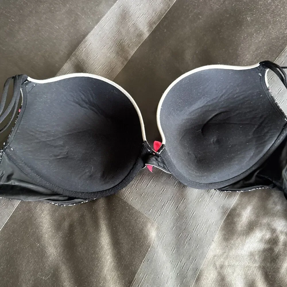 VICTORIA'S SECRET Black Cream Very Sexy Polka Dot Pink Bow Push Up Bra Size 38D